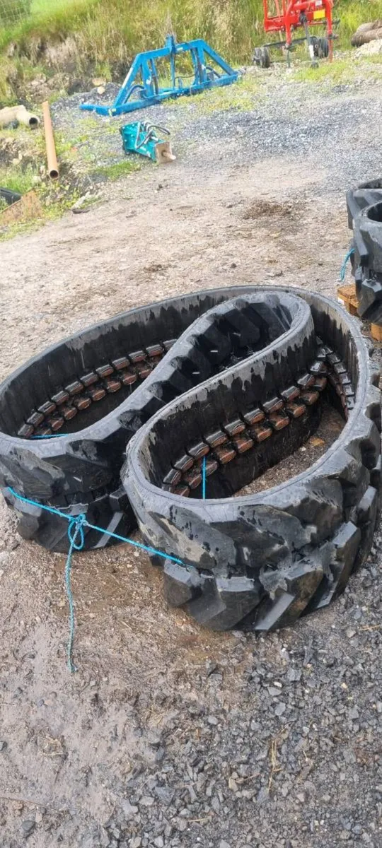 450/81/76N rubber tracks - Image 3