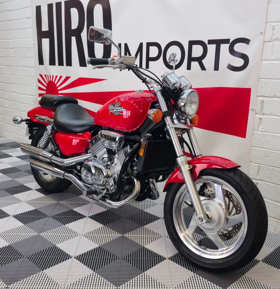1994 Honda Magna VF750C - Image 2