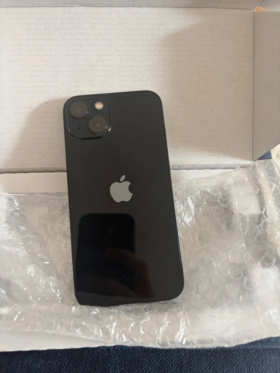 iPhone 13, 128GB Midnight - Image 3