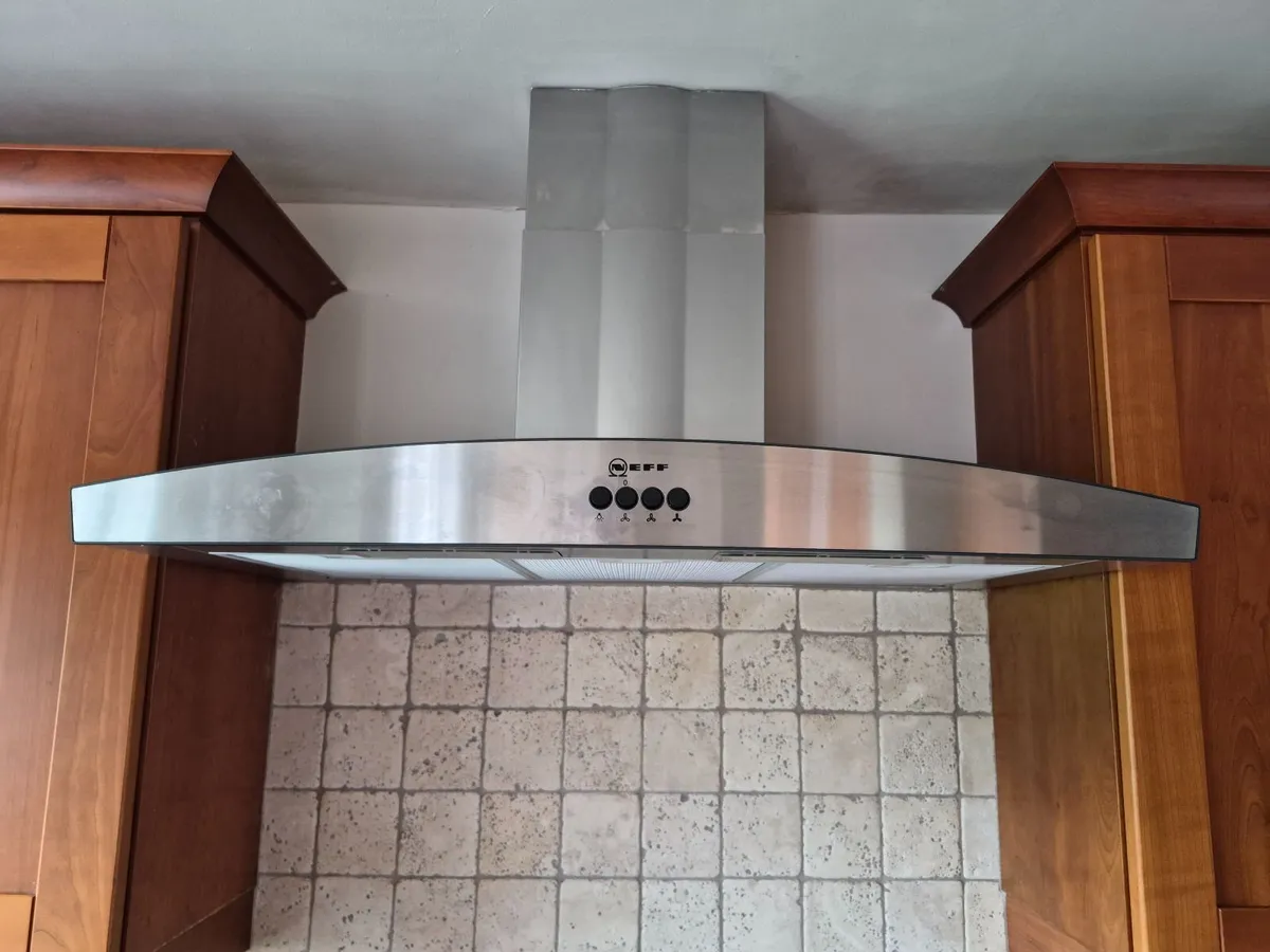 Neff cooker hood - Image 1
