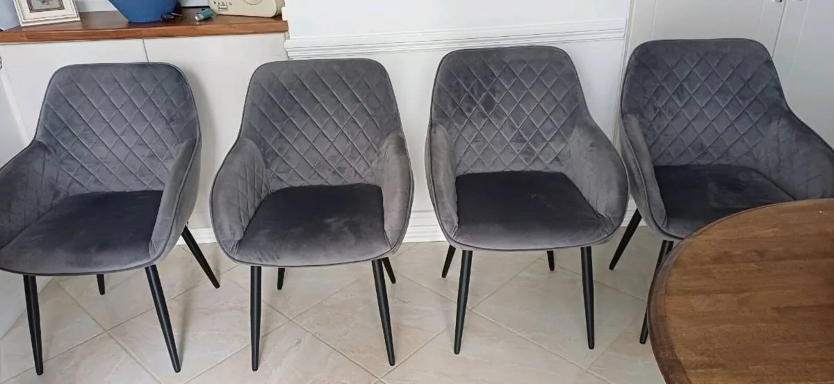 Kitchen chairs - Image 3