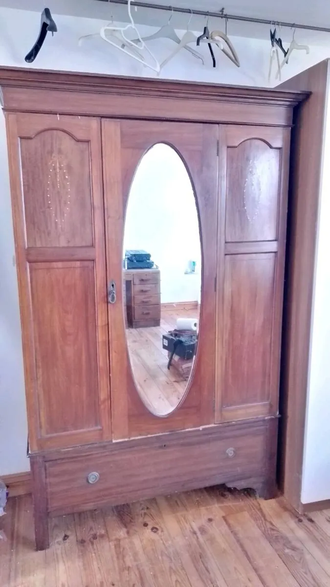 Furniture - Image 3