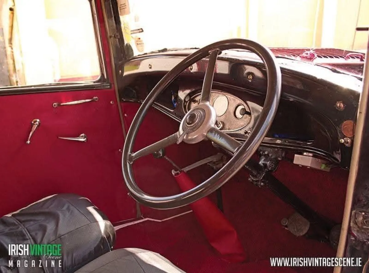 Vintage car Ford Model B 1933 - Image 3