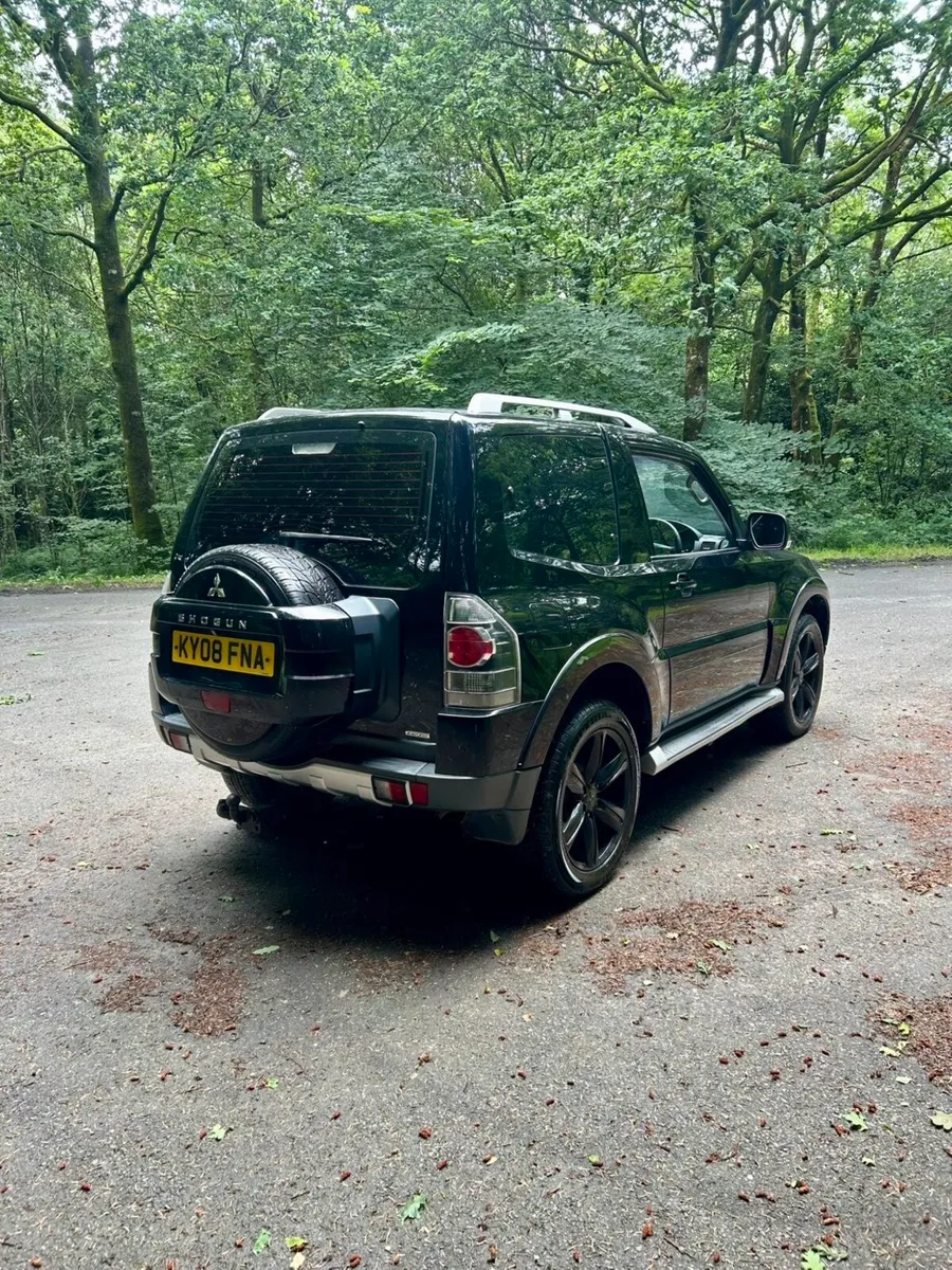 Mitsubishi Shogun Commercial - Image 2