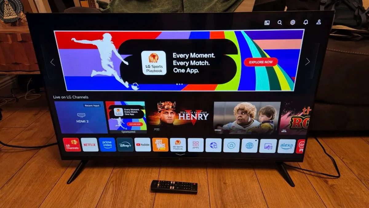 LG 43" Smart TV less than a year old - Image 1
