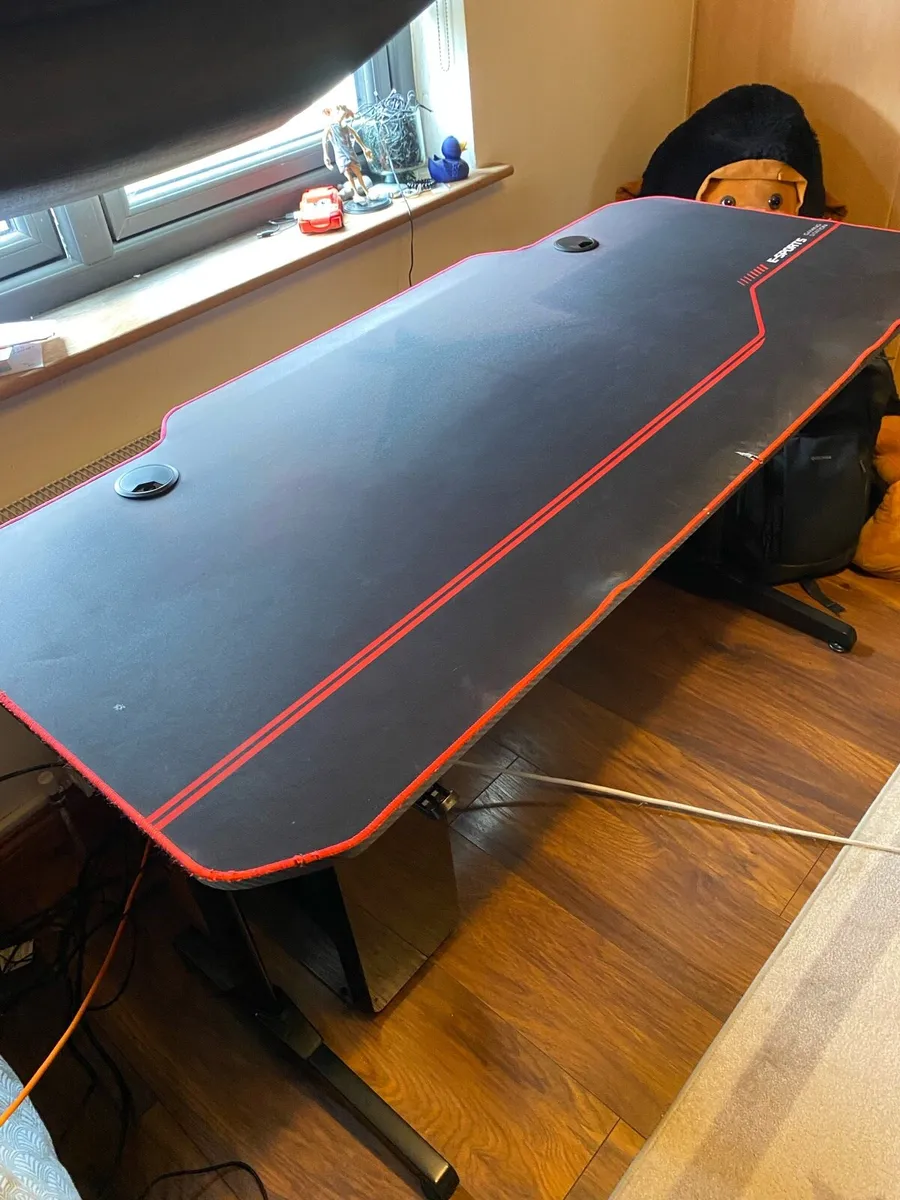 Soges Gaming Desk 140cm – Large Gaming - Image 1