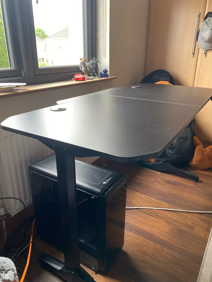 Soges Gaming Desk 140cm – Large Gaming - Image 3