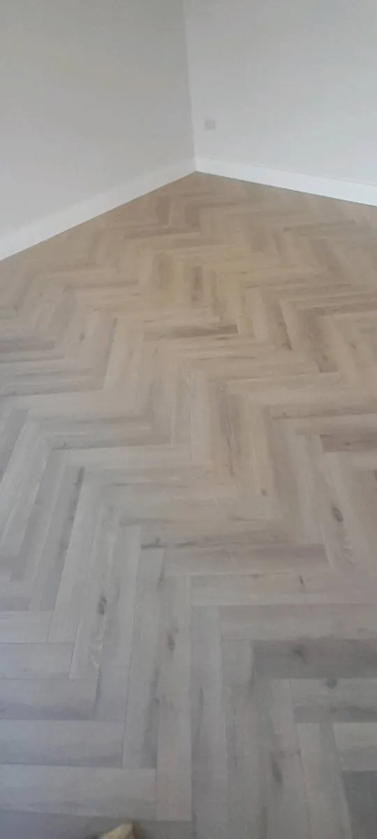laminate flooring - Image 2