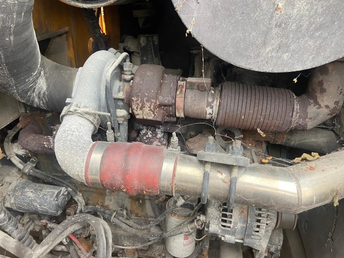 Hyundai 770-7 Loading Shovel - Image 2