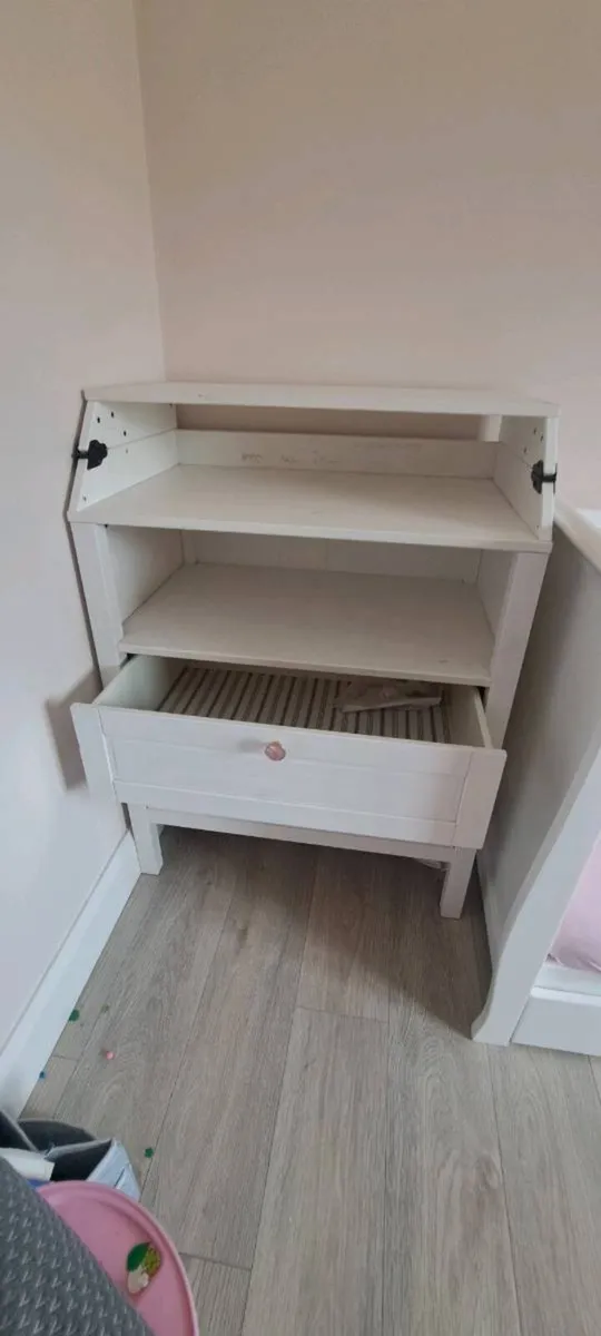 Sledge Cot Bed and Changing Table with storage - Image 3