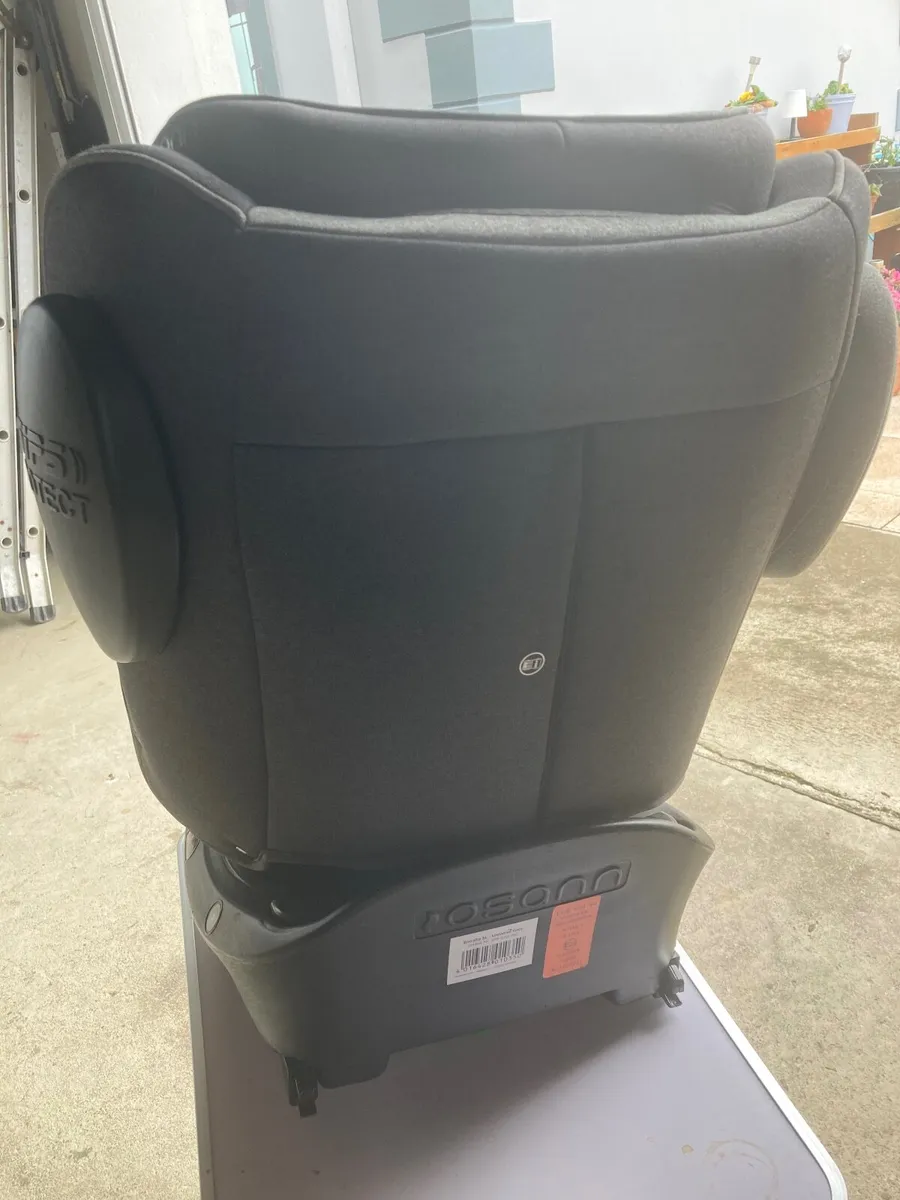 Child’s car seat - Image 2