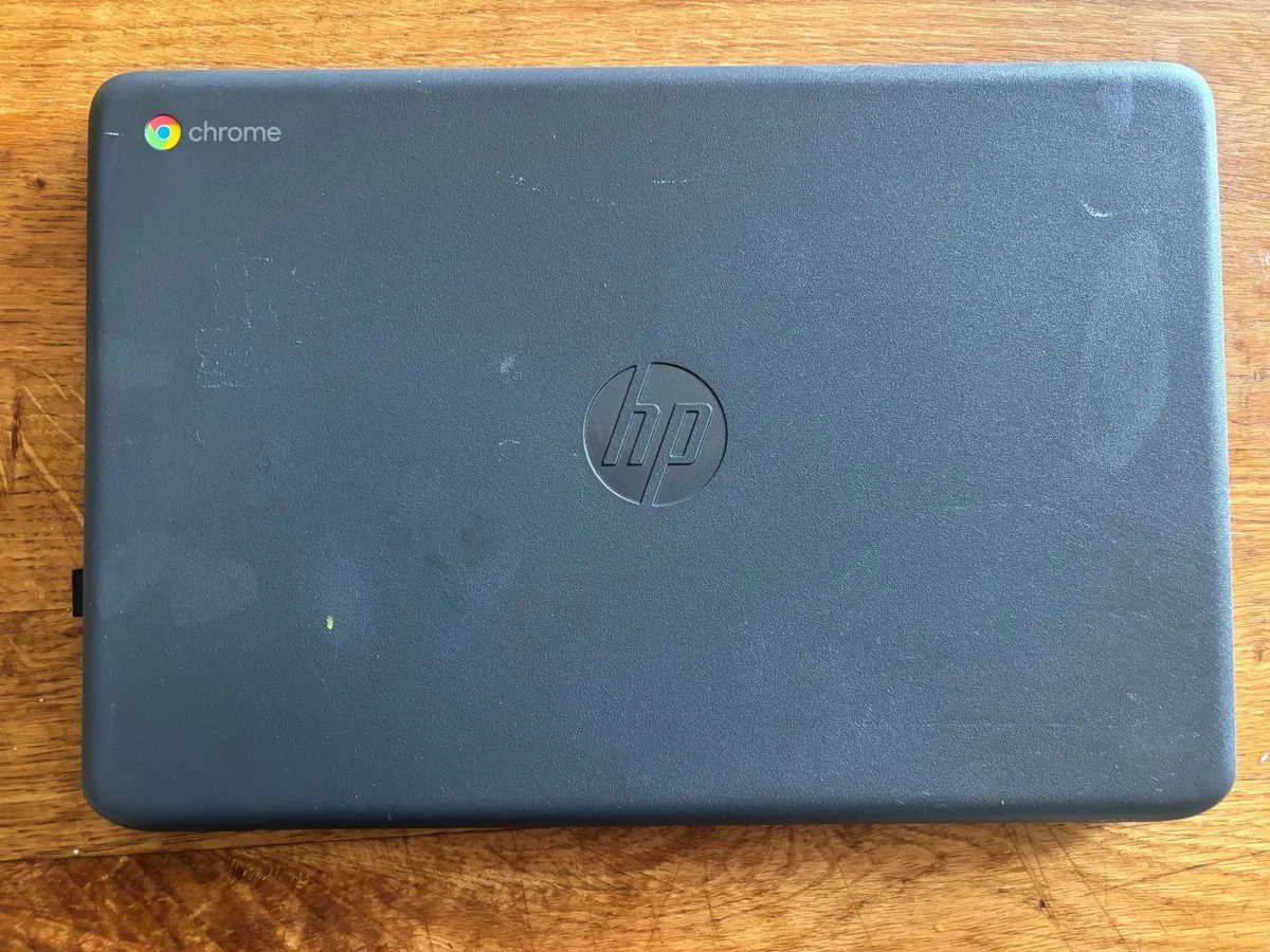 HP Chromebook Model 14-db0003na - Image 2