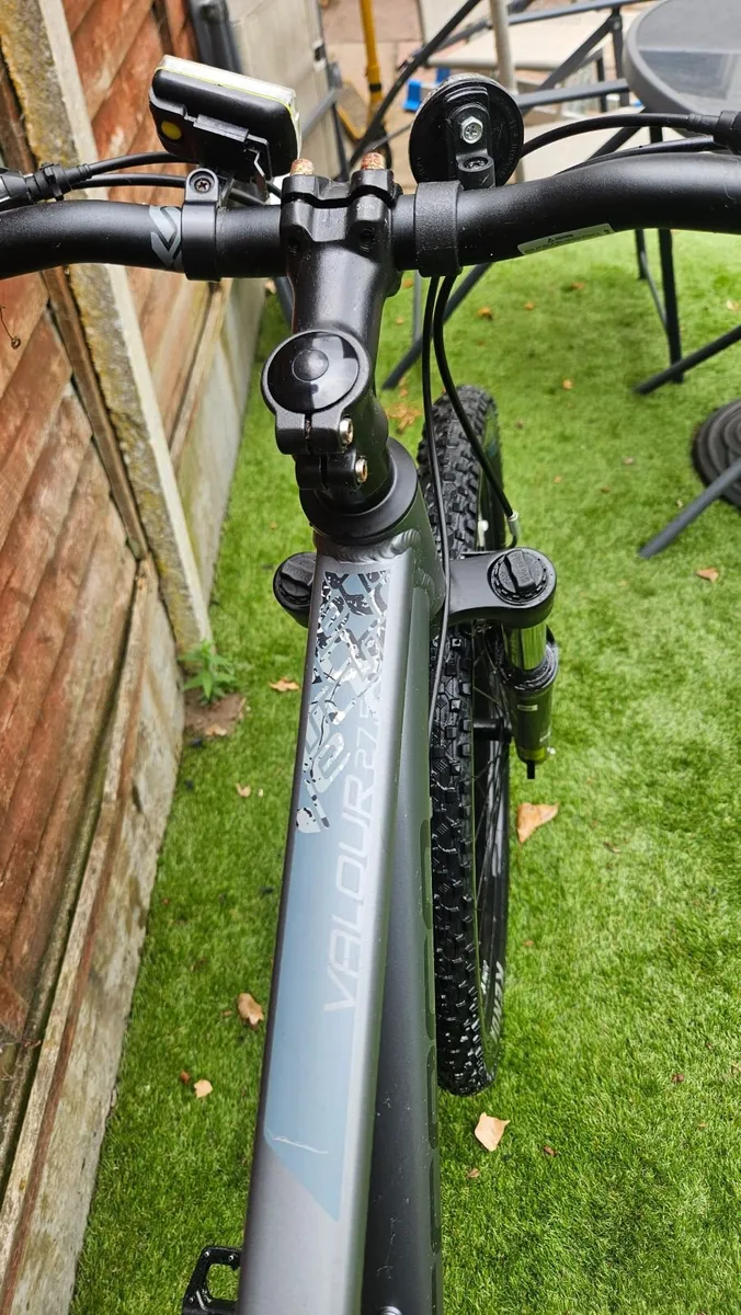 Carrera Valour 27.5" Mountain Bike – Medium Frame - Image 2