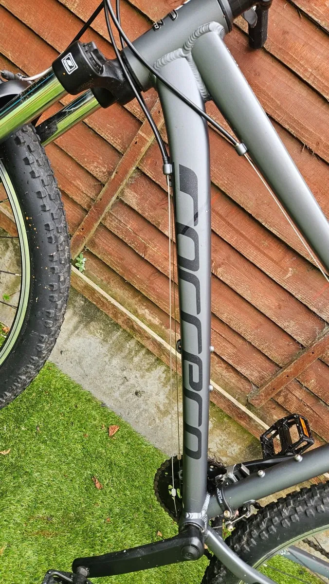 Carrera Valour 27.5" Mountain Bike – Medium Frame - Image 4