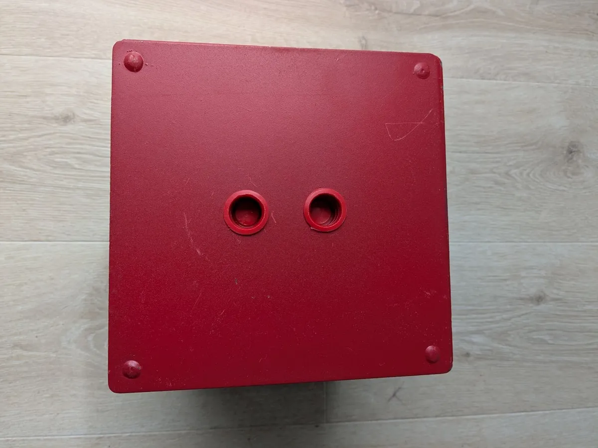 Securikey Underfloor House Safe S1 - Image 2