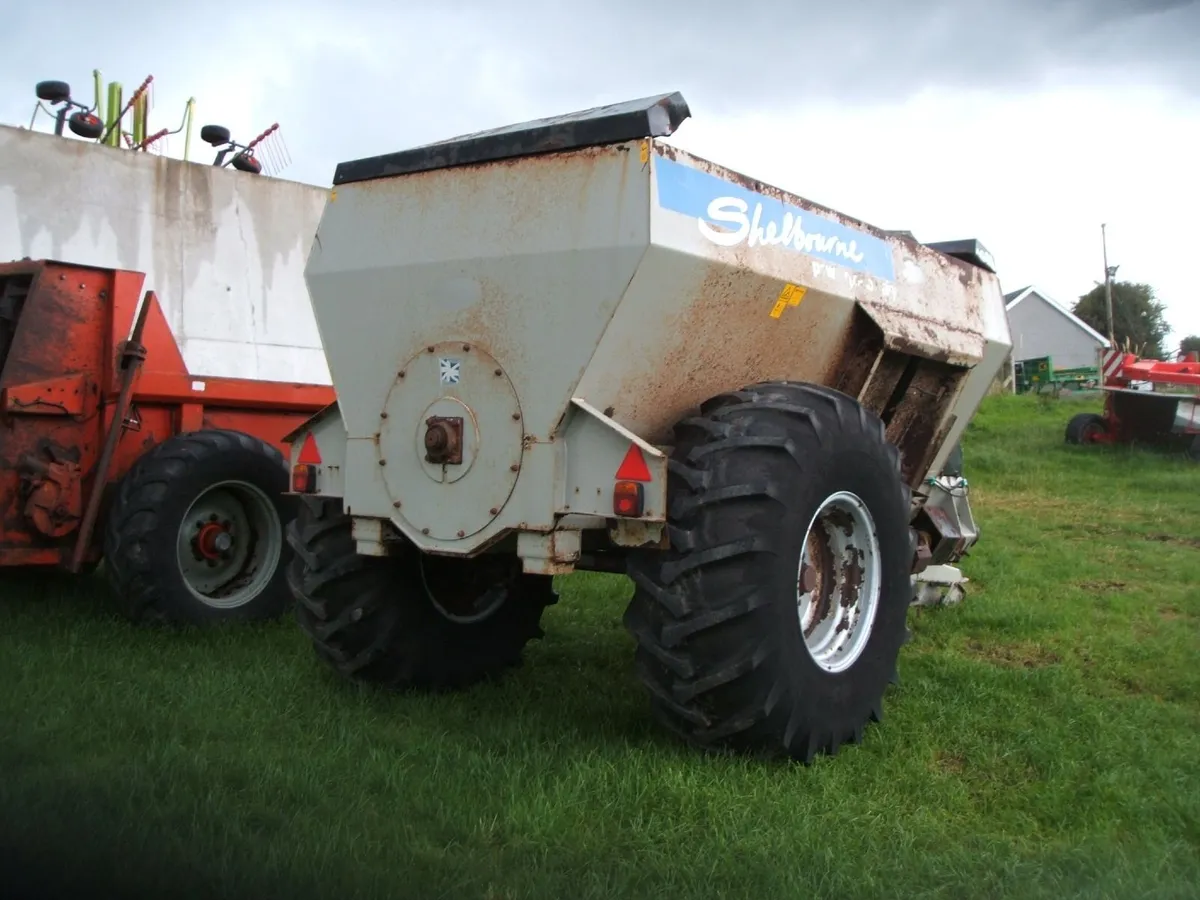 2014 Shelbourne 1600 dual spreader - Image 4