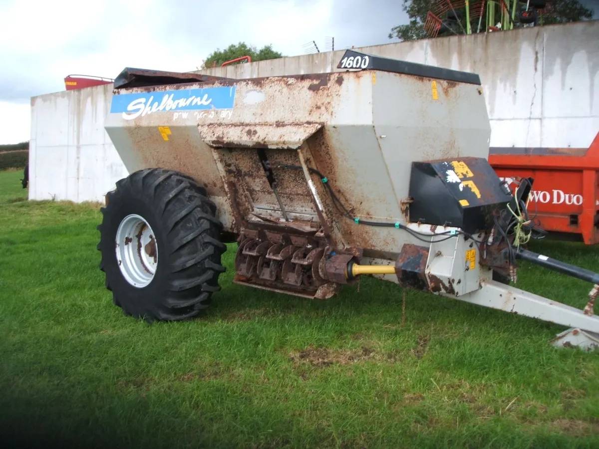 2014 Shelbourne 1600 dual spreader - Image 3