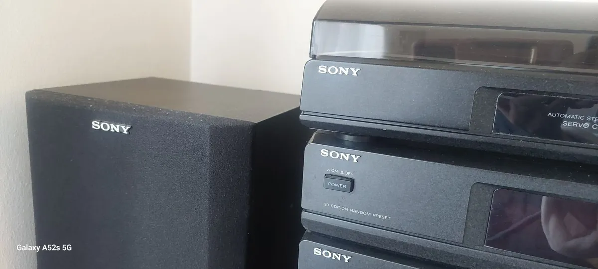 Sony Stystem with Record Player - Image 4