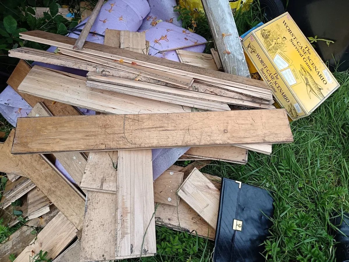 hardwood flooring,, 12 x10 - Image 2