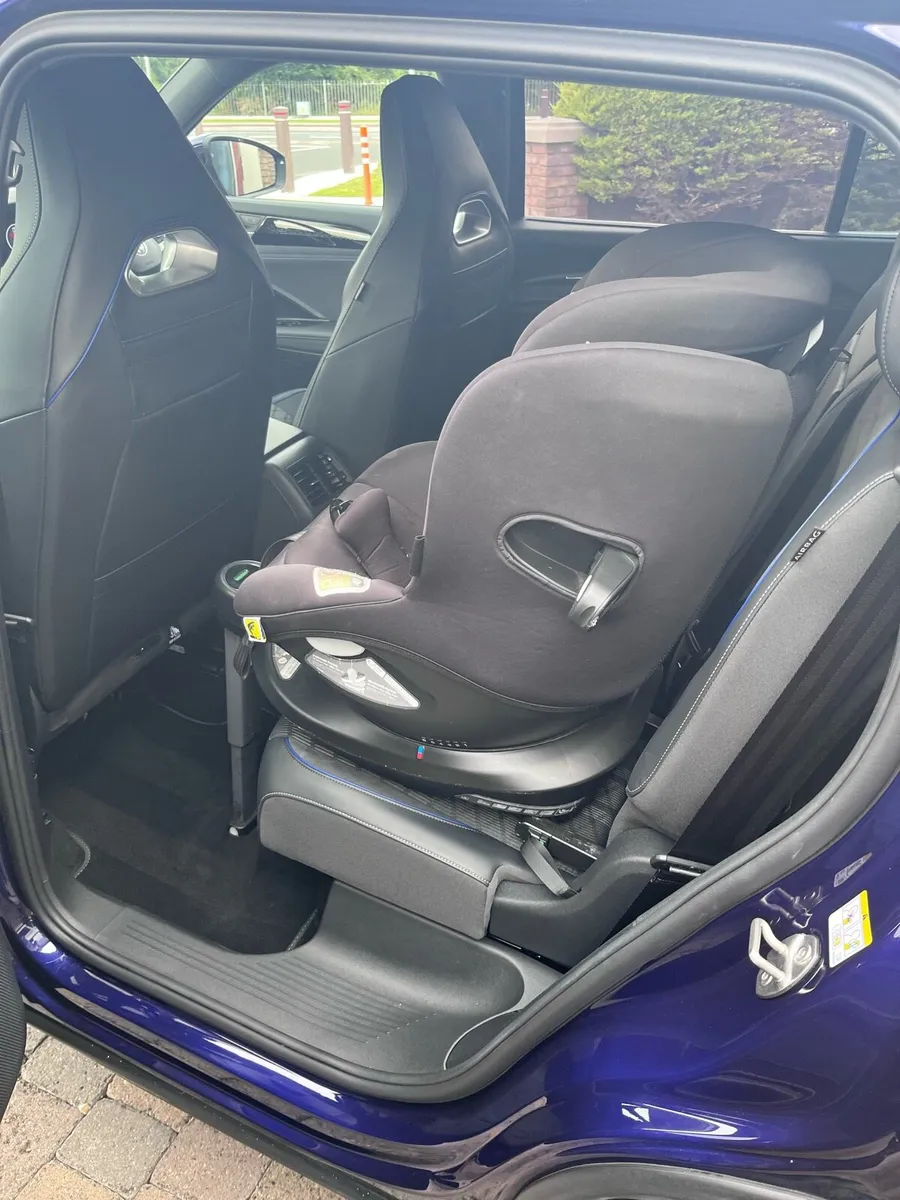 Baby car seat 2years plus - Image 1