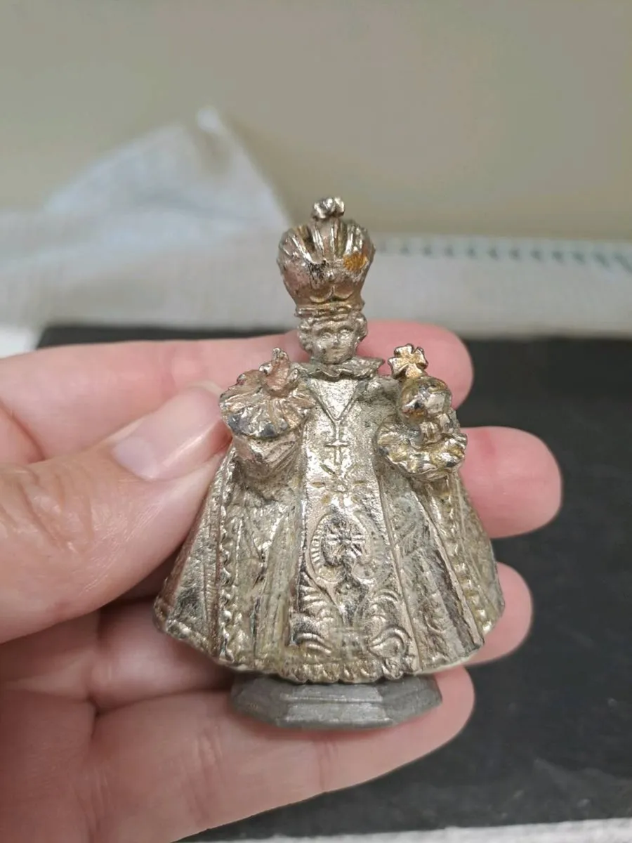 Vintage Silver-Plated Infant of Prague Statue - Image 3