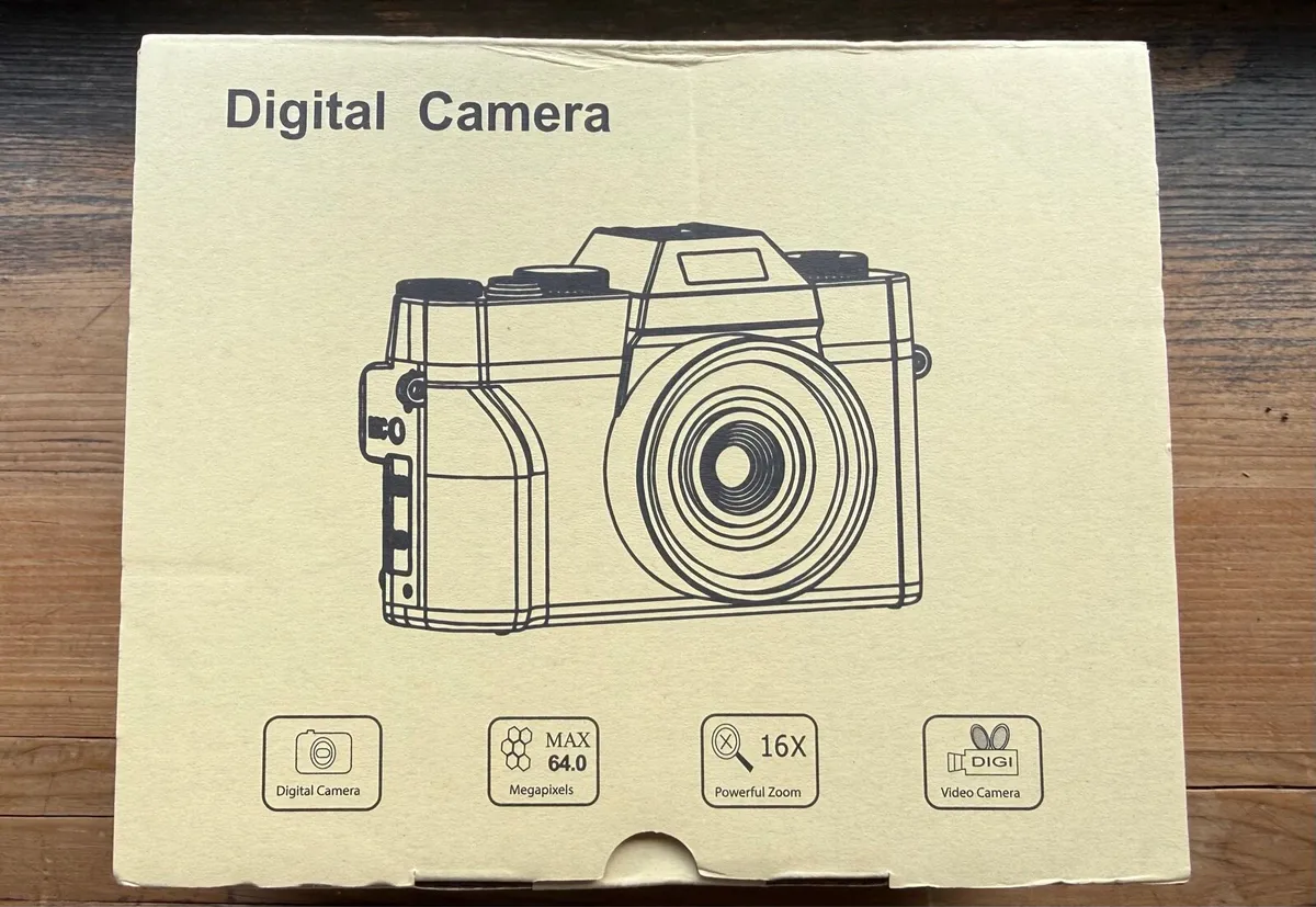 Digital Camera 6K - Image 2
