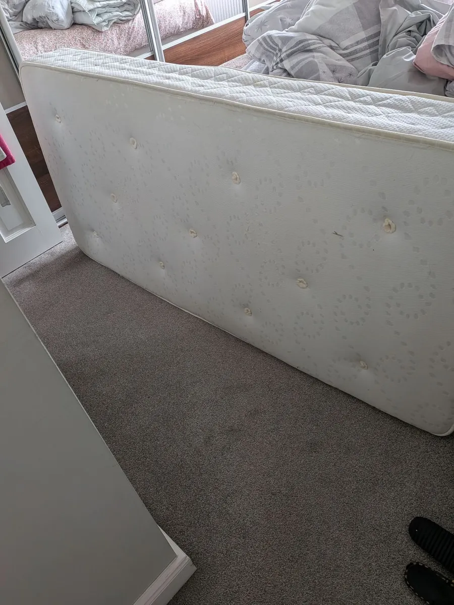 Single mattress