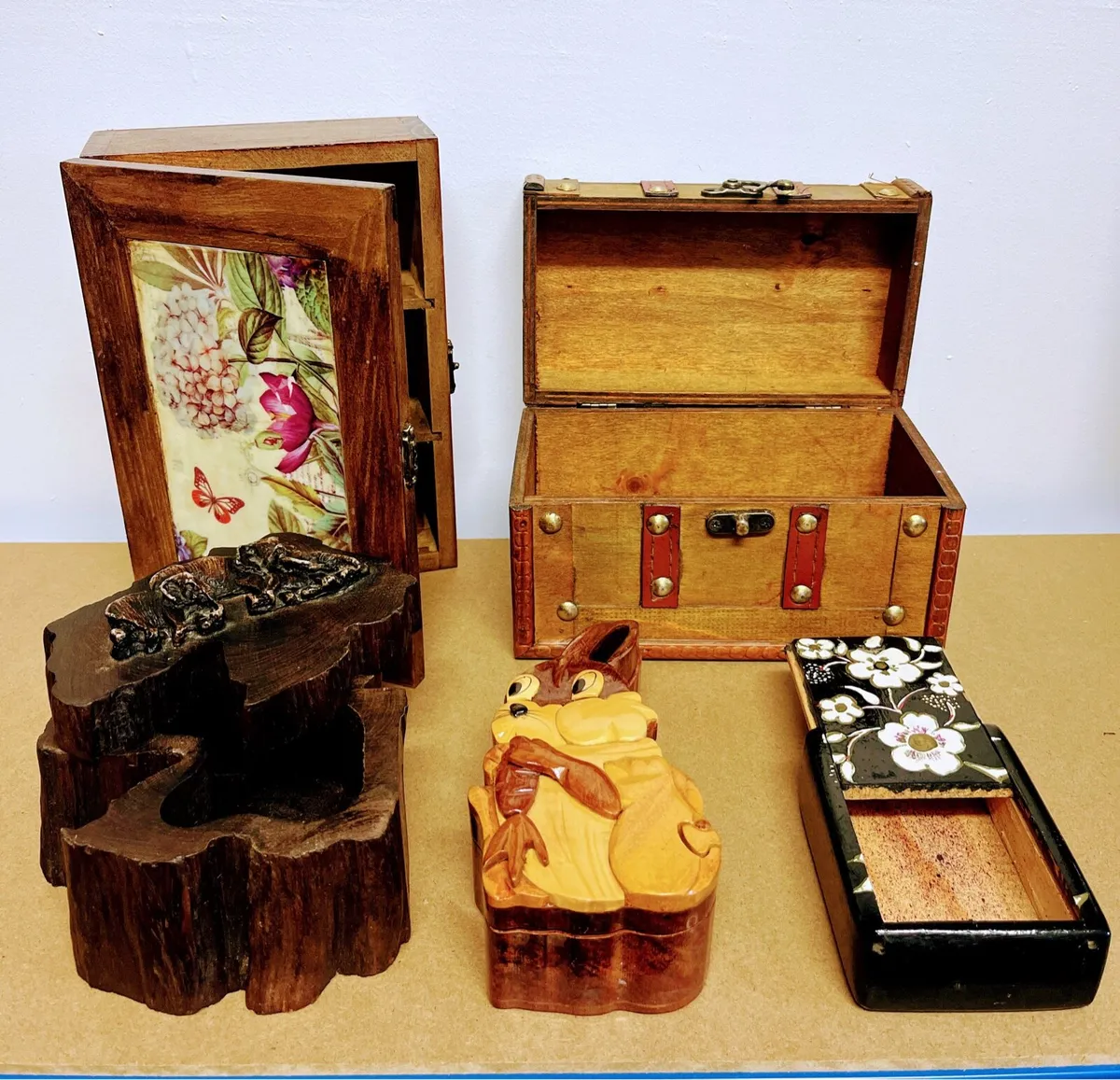 Collection of vintage trinket boxes - Image 1