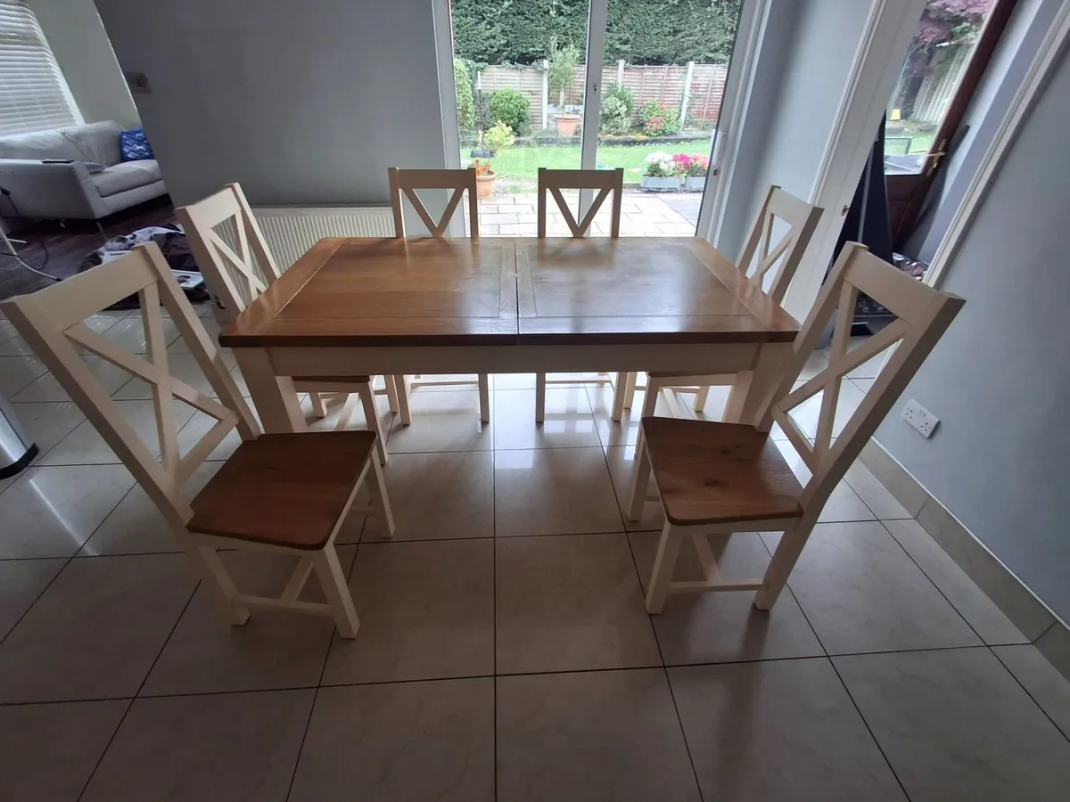 Expendable Dining table and chairs (cream) - Image 4
