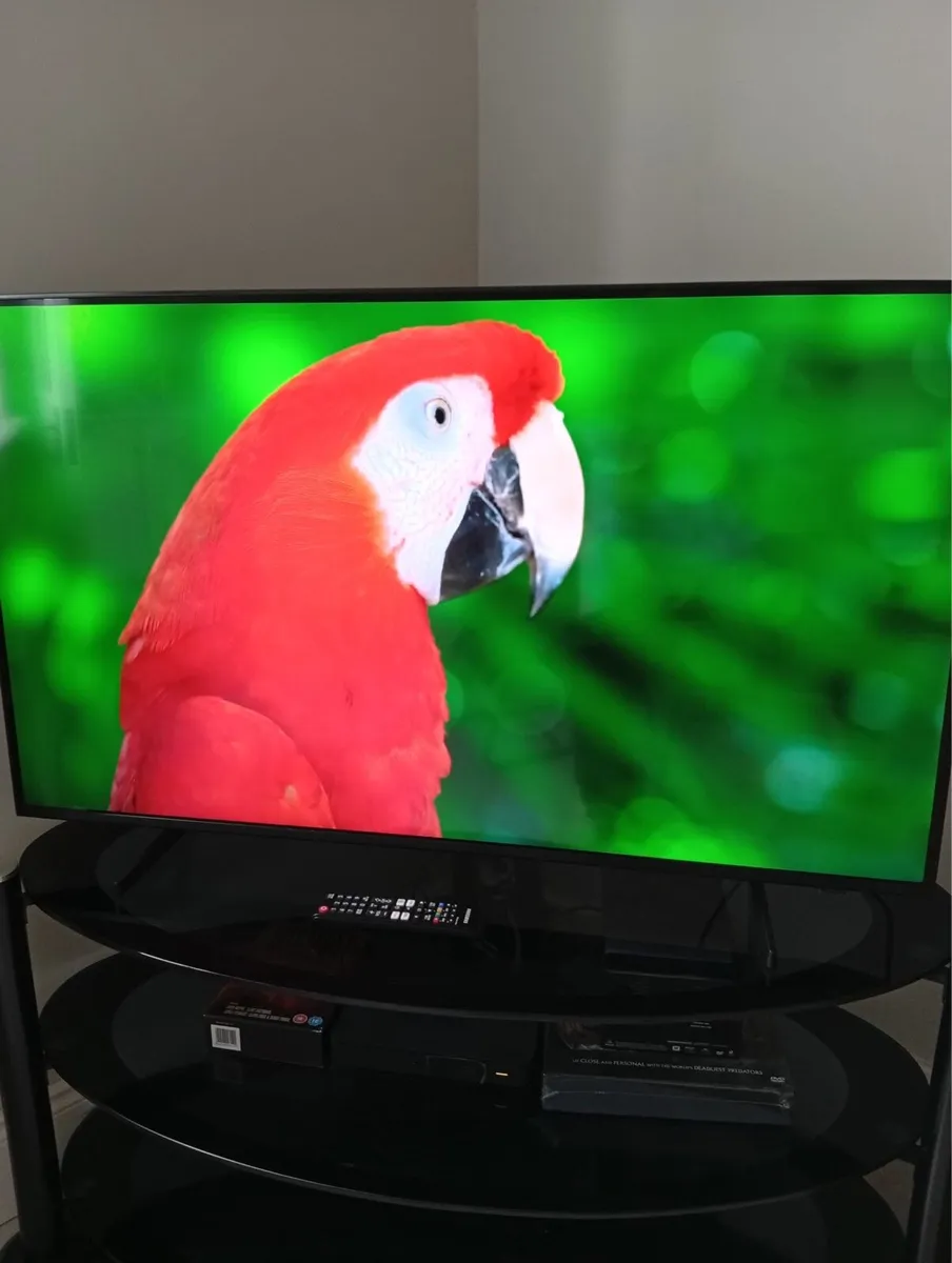 Samsung 43Inch Smart Tv 2024 - Image 2