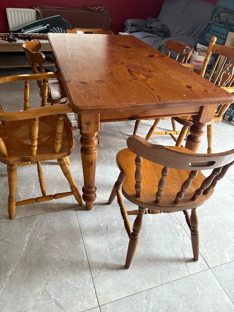 Kitchen table and six chairs - Image 1