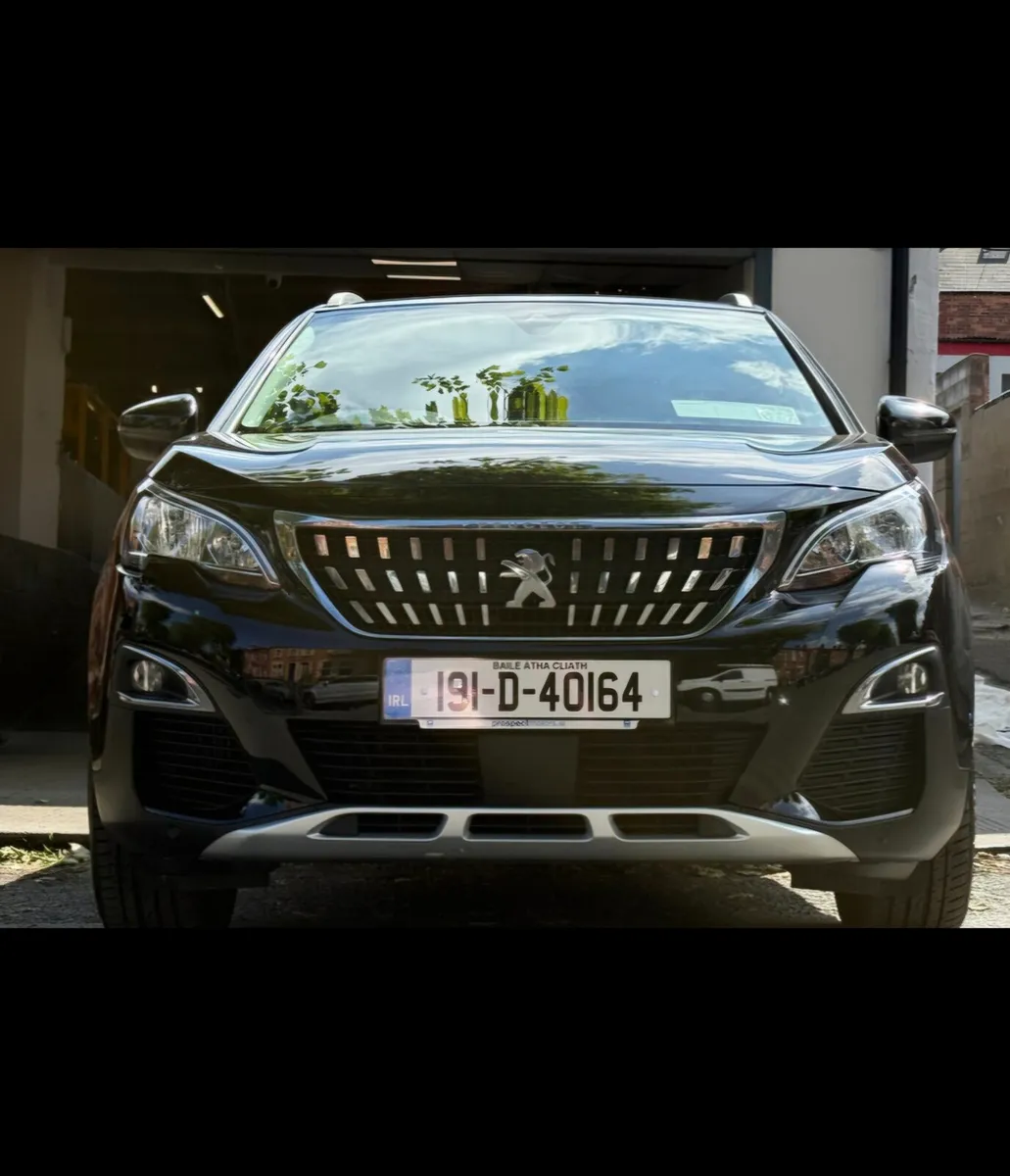 AUTOMATIC .  2019 Peugeot 3008 2 seat commercial. - Image 3