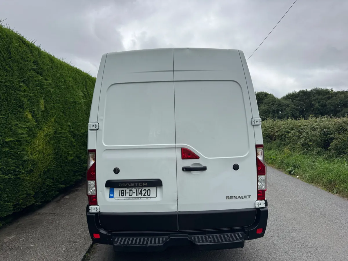 Renault Master lwb - Image 3
