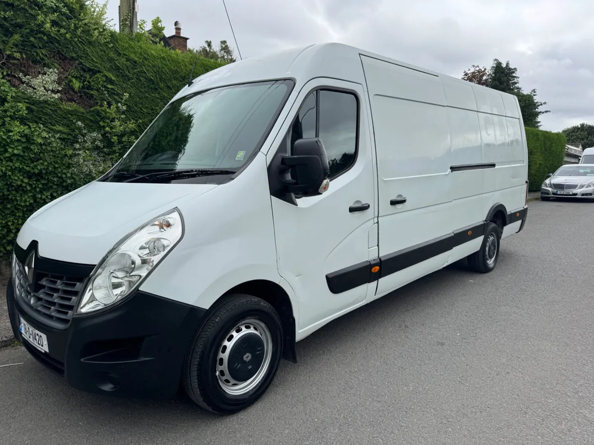 Renault Master lwb - Image 1