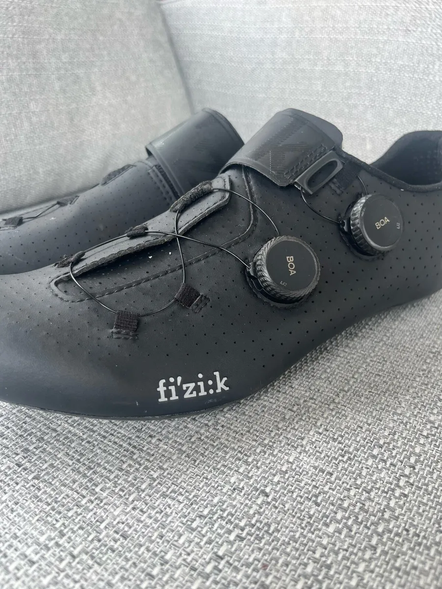 Fizik Vento Cycling Shoes EU45 - Image 1