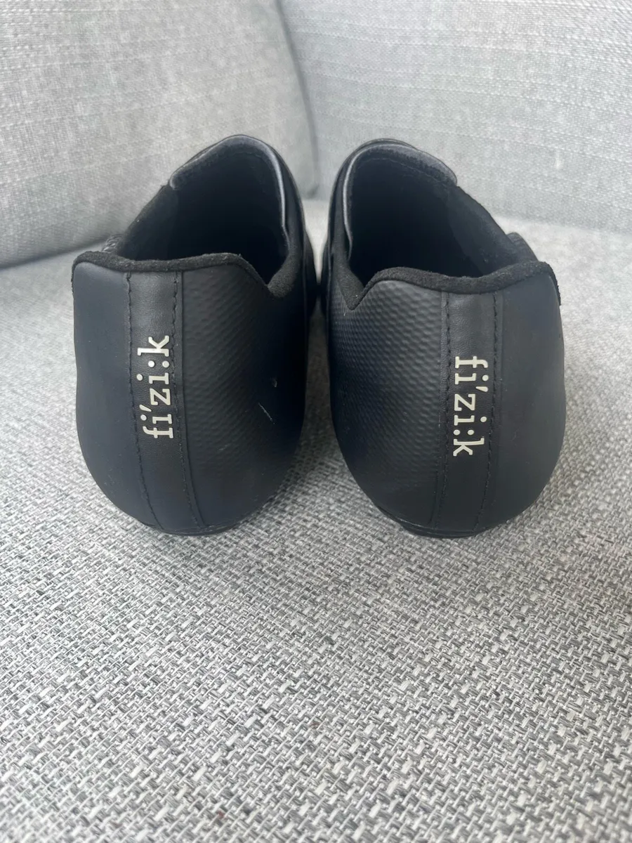 Fizik Vento Cycling Shoes EU45 - Image 3