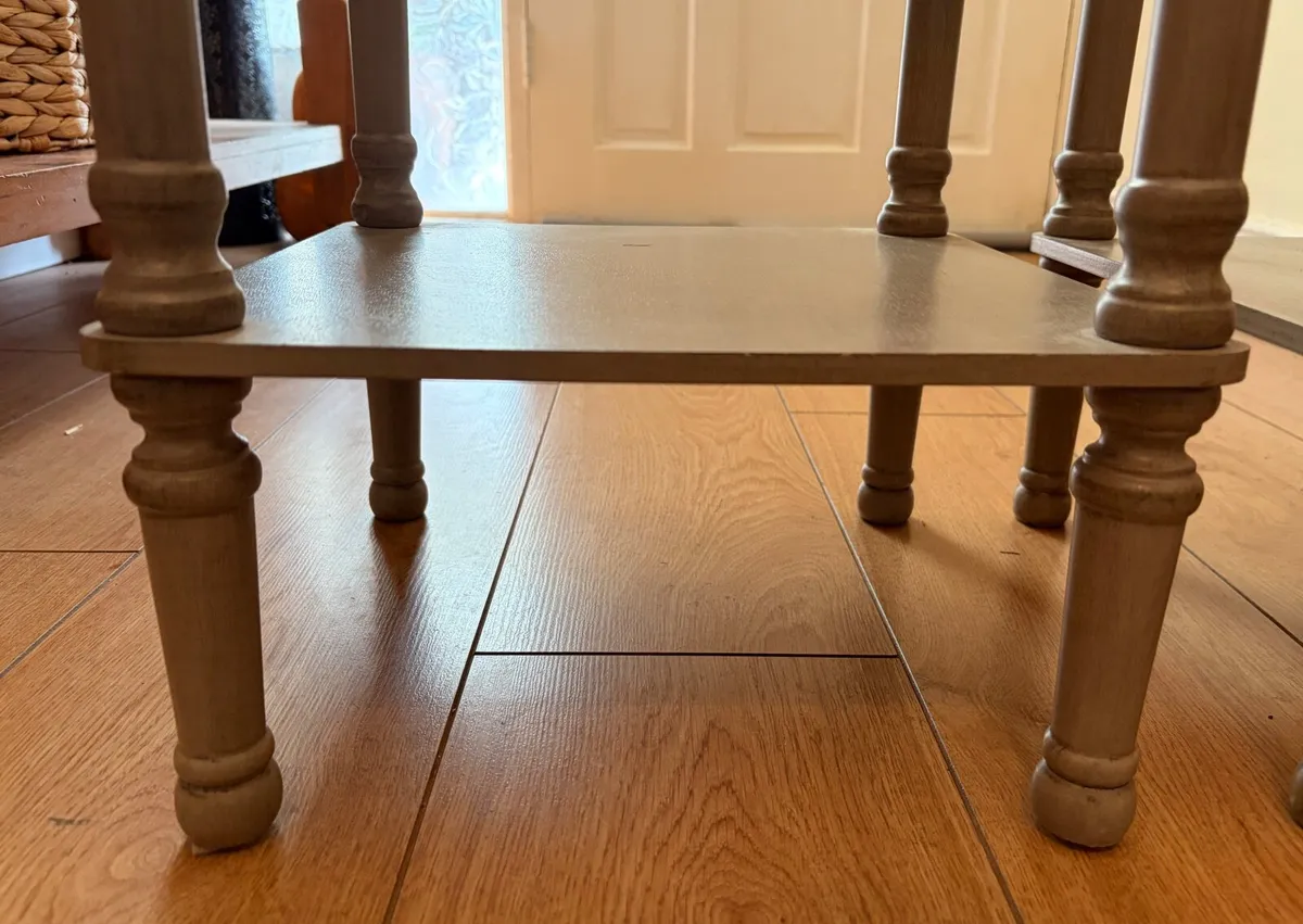 2 x Grey Pedestal Side Tables - Image 3
