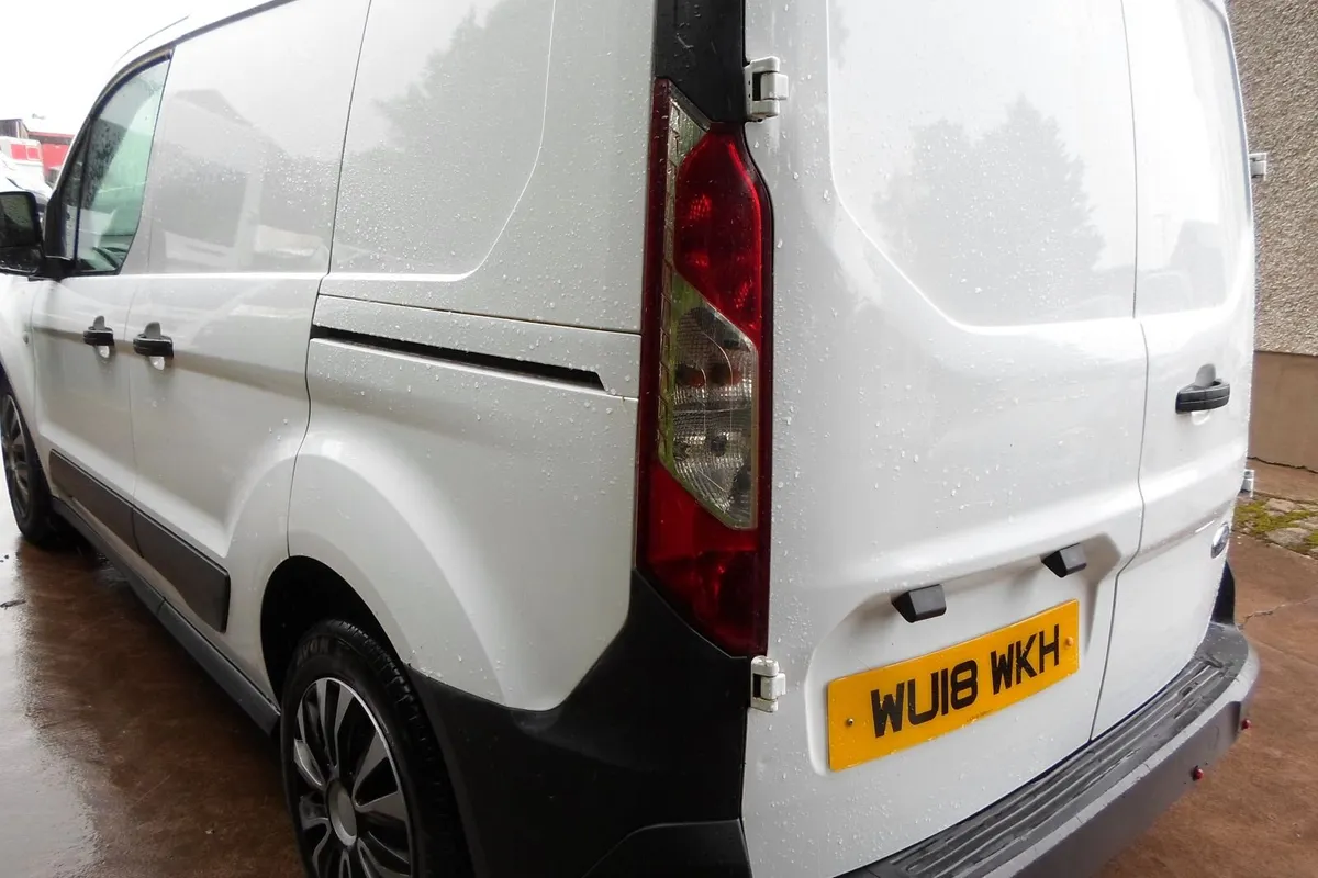 Ford Transit Connect 2018 - Image 3