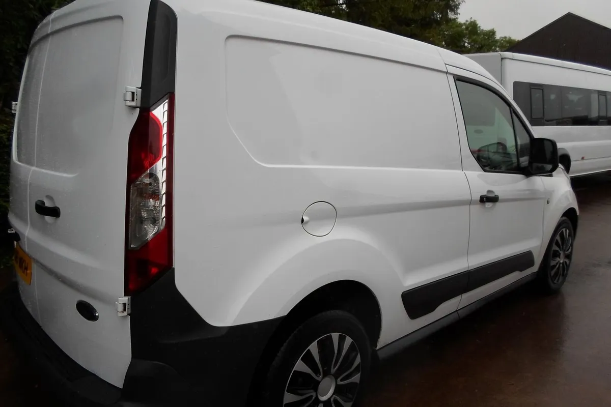 Ford Transit Connect 2018 - Image 4