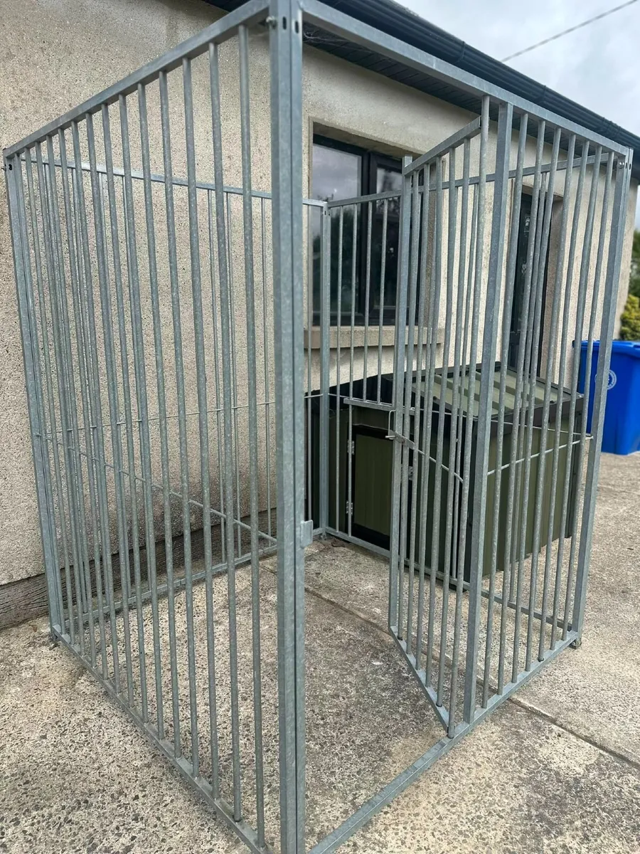 Large Kingspan Insulated Kennel & Galvanised Run - Image 3