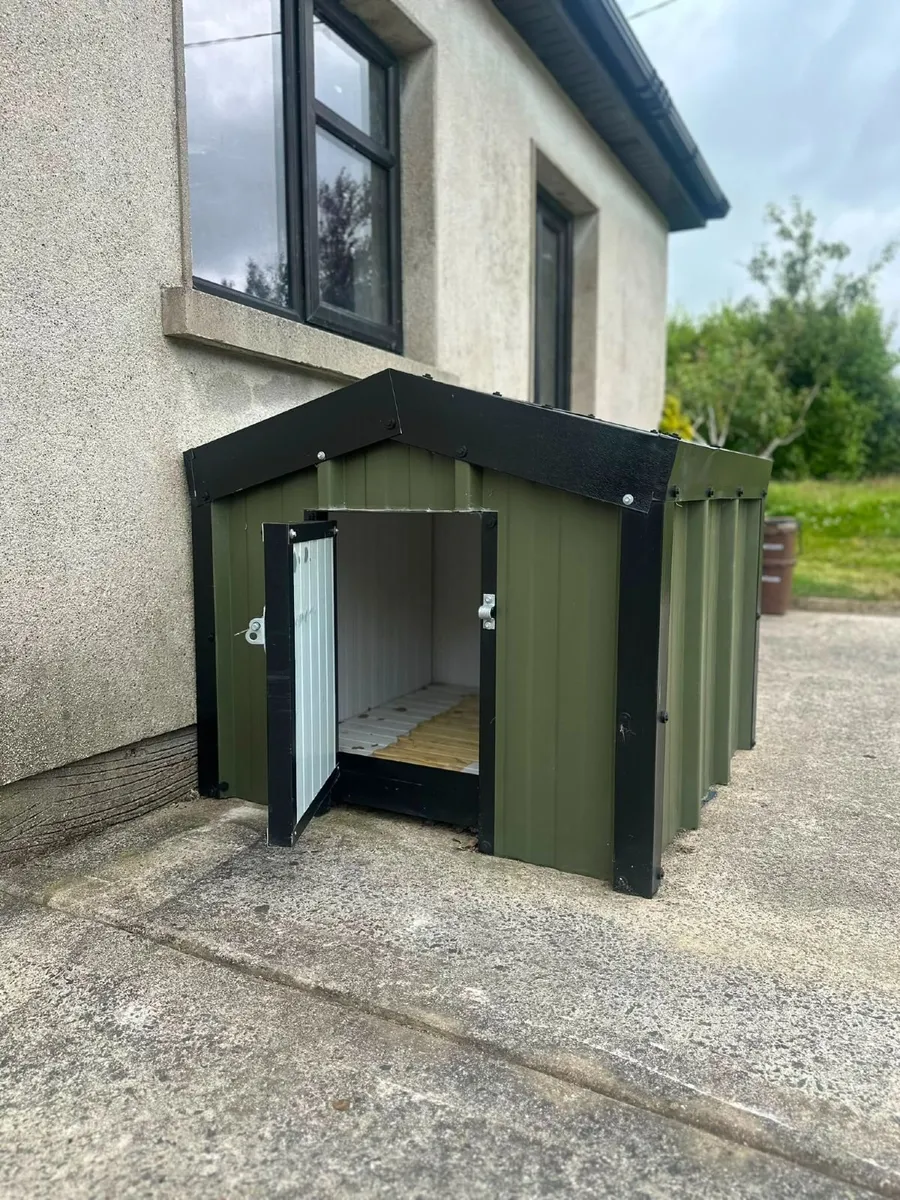 Large Kingspan Insulated Kennel & Galvanised Run - Image 2