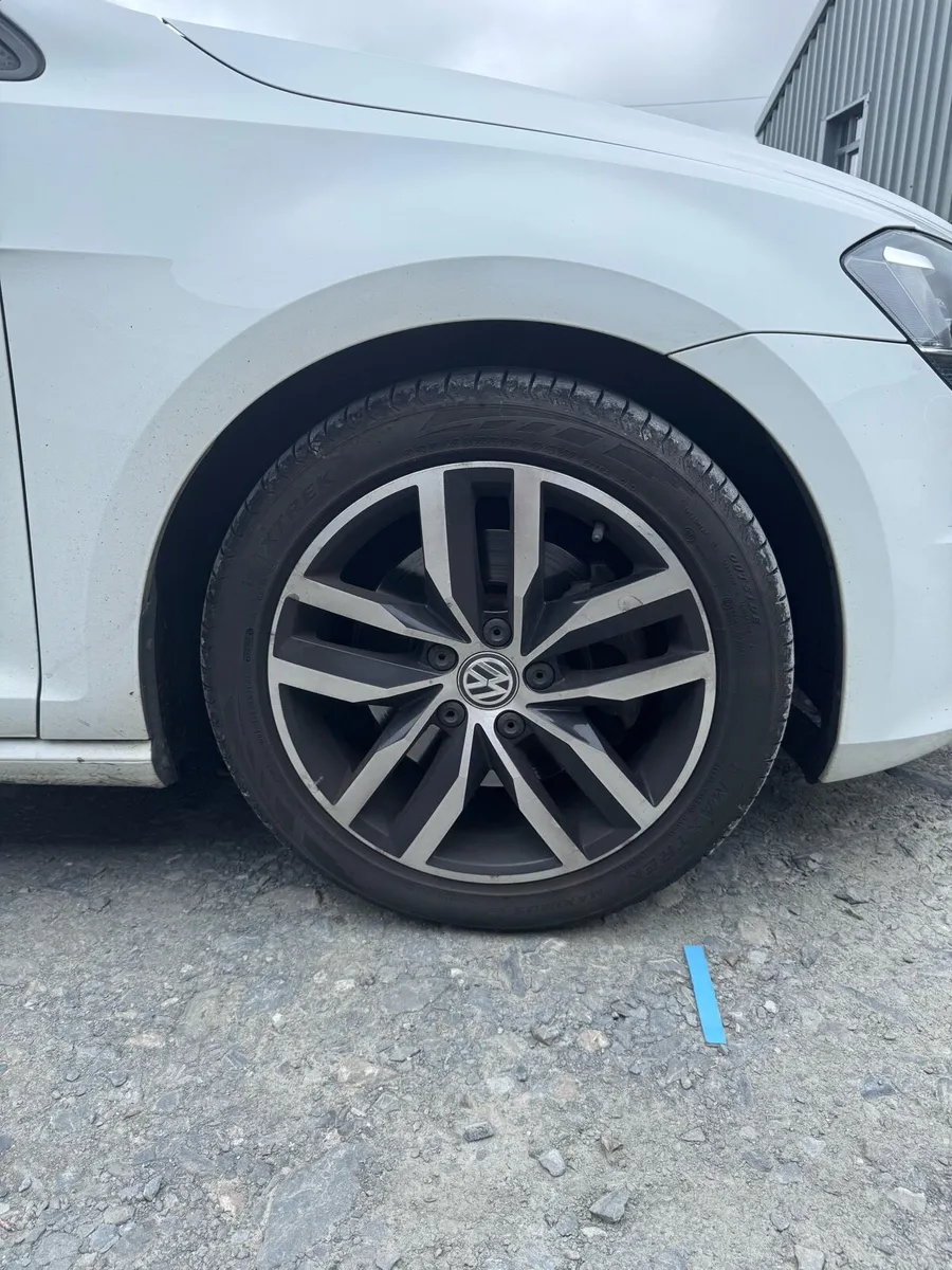 Volkswagen Golf mk7 17 inch wheels set of 4 - Image 2