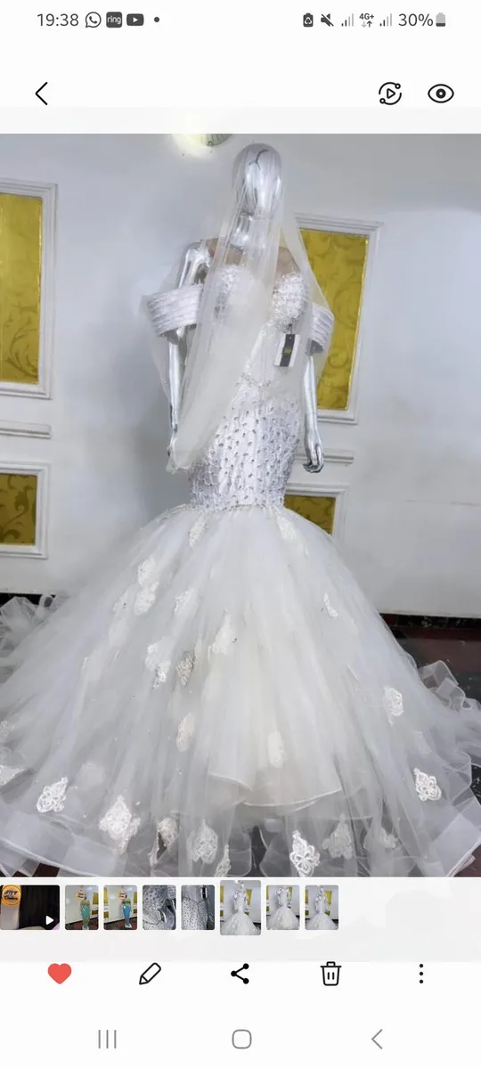 Wedding dress - Image 1