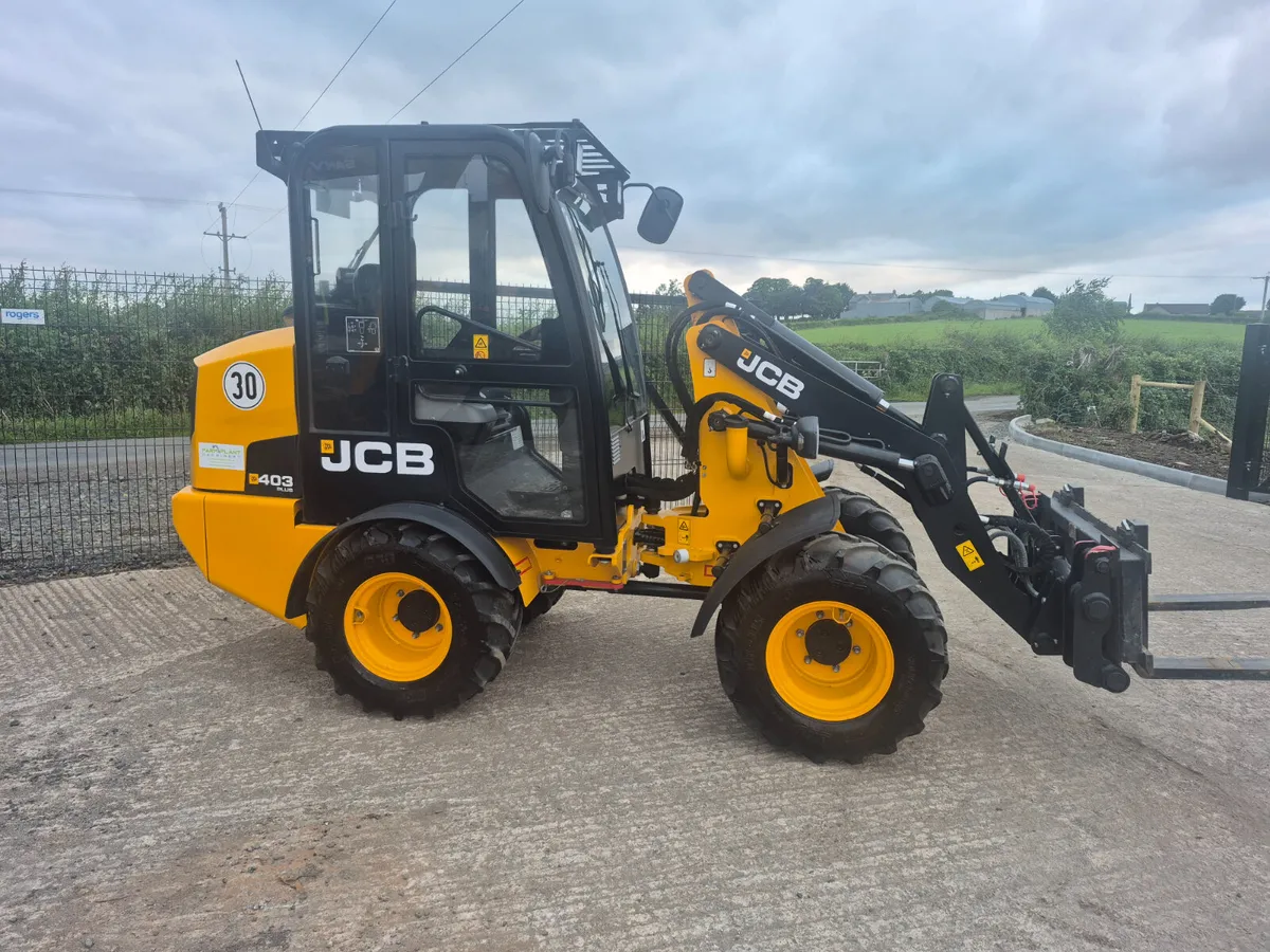 JCB 403 Plus *** ONLY 150hrs*** - Image 2