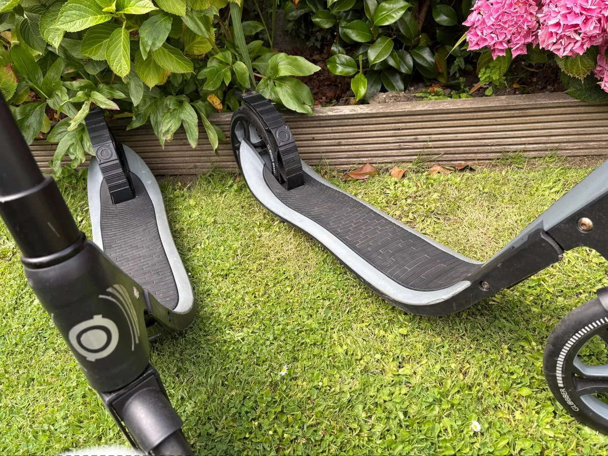Globber Scooter - Image 3
