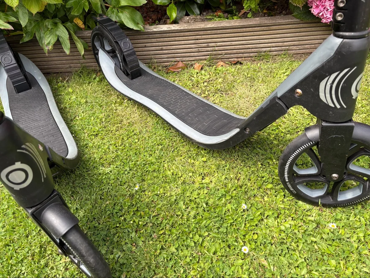 Globber Scooter - Image 4