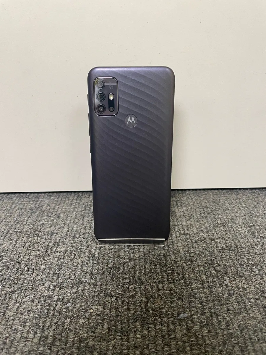 Motorola G10 Smartphone - Image 2