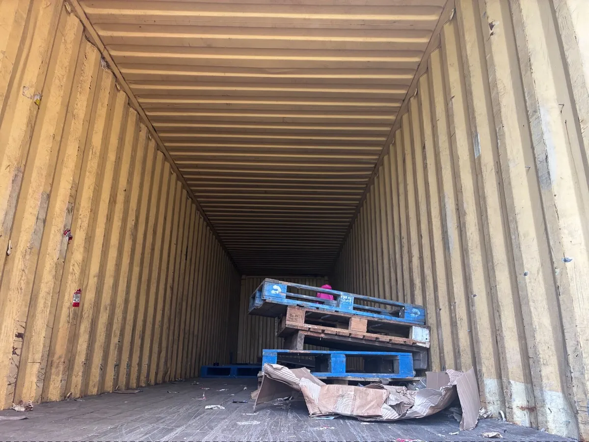 40 ft container - Image 2