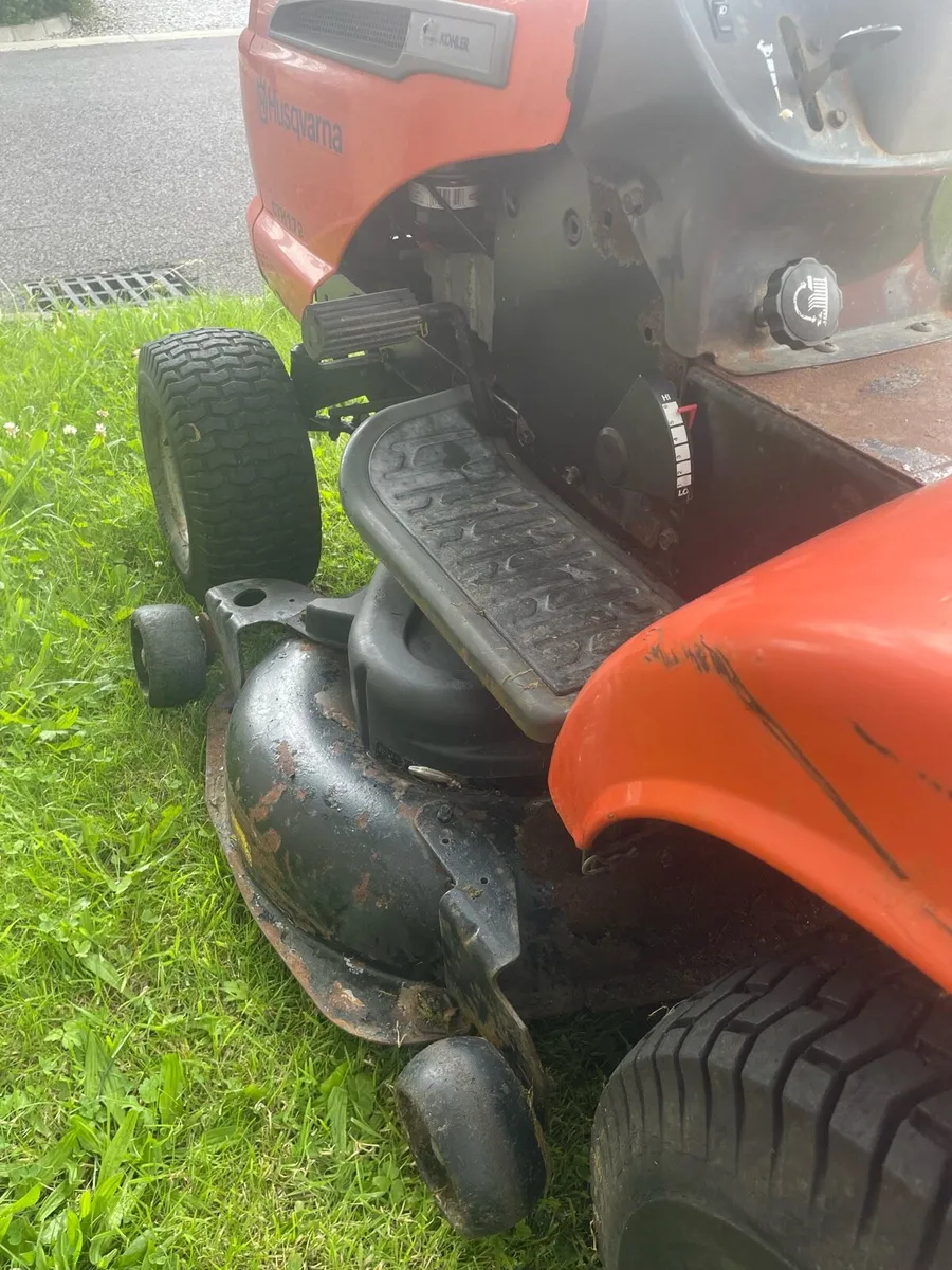 Ride on lawnmower - Image 4