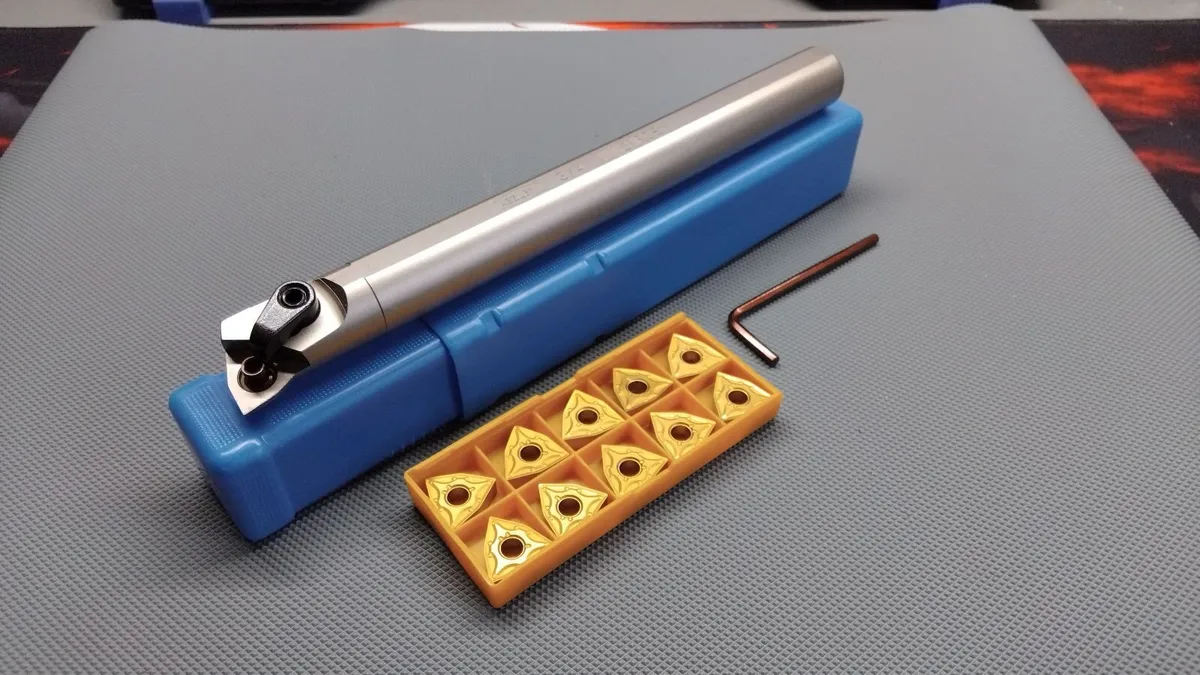 Lathe boring bar (3/4") with inserts